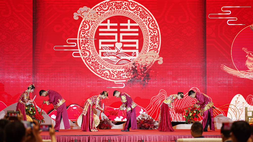 【幸福鐵建，一路黔行】中鐵十五局城建公司集體婚禮(圖4)